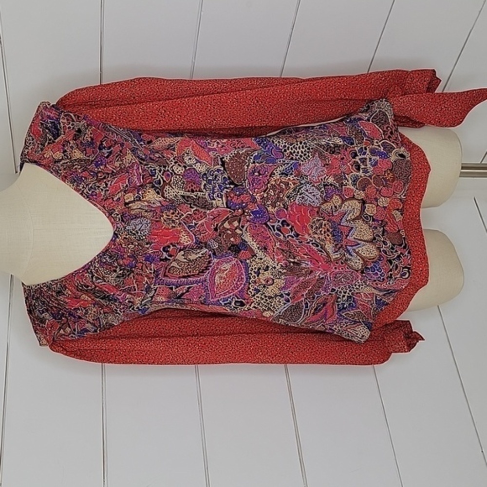 VINTAGE 90s Jo Hanna York shoulder padded blouse red & tan print